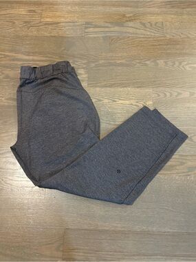 Lululemon On The Pants Size 10 Gray